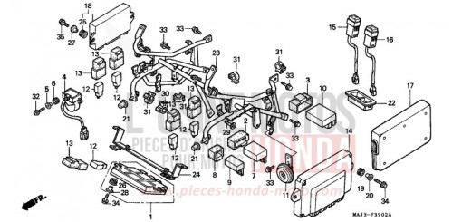 COWL STAY (ST1100AT/AV/AW) ST1100AV de 1997